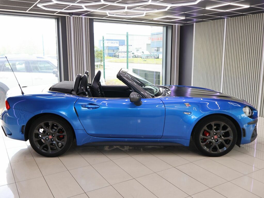 Abarth 124 Spider 2019 1.4 Multiair Convertible Euro Blue