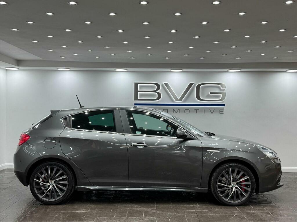 Alfa Romeo Giulietta Hatchback 1.4 Tb Multiair Qv Line Euro 6 Ss Grey #4