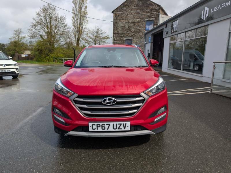 Hyundai Tucson 1.7 Crdi Blue Drive Se Nav 2Wd - 2017 67 CP67UZV Red #2