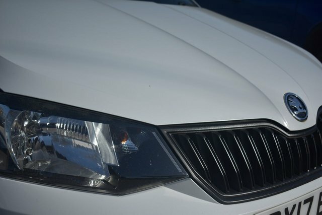 Skoda Fabia 1.4 Tdi S Estate Euro 6 S S 7 DX17EUR White #3