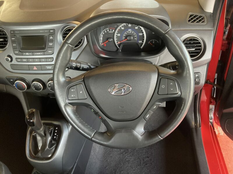 Hyundai I10 Hatchback YF19FFY Red #5