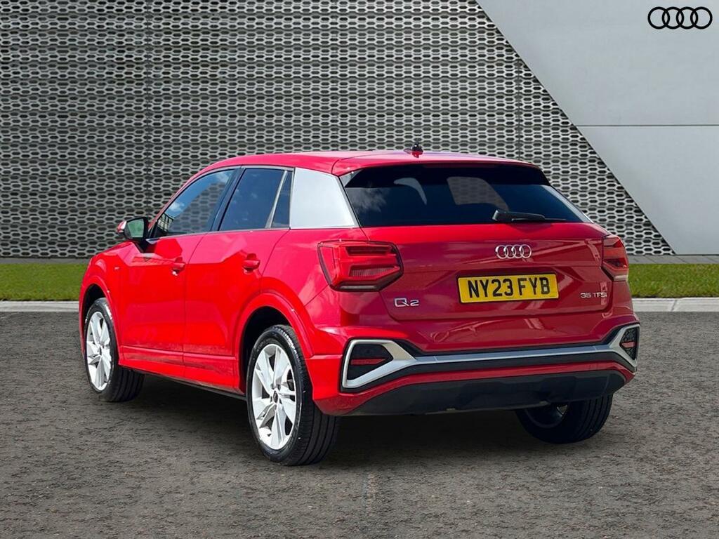 Audi Q2 S Line 35 Tfsi 150 Ps 6-Speed NY23FYB Red #2