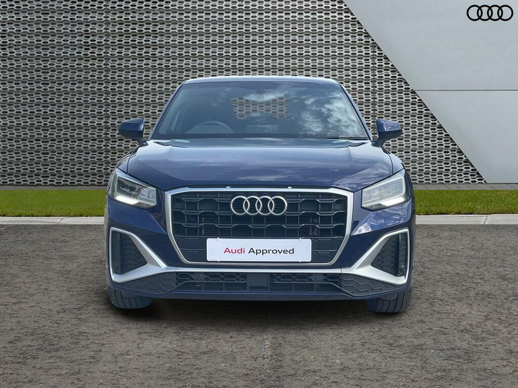 Audi Q2 S Line 35 Tfsi 150 Ps 6-Speed YR24TAU Blue #3