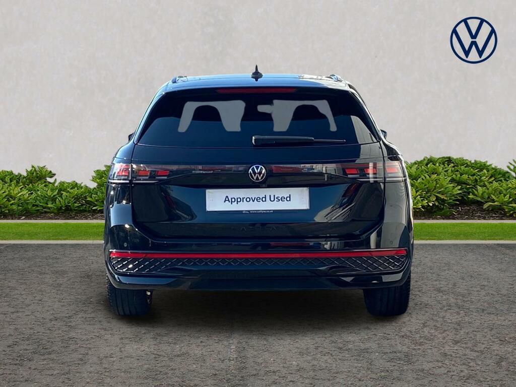 Volkswagen Passat 1.5 Tsi Ehybrid R-line Dsg  Black #4