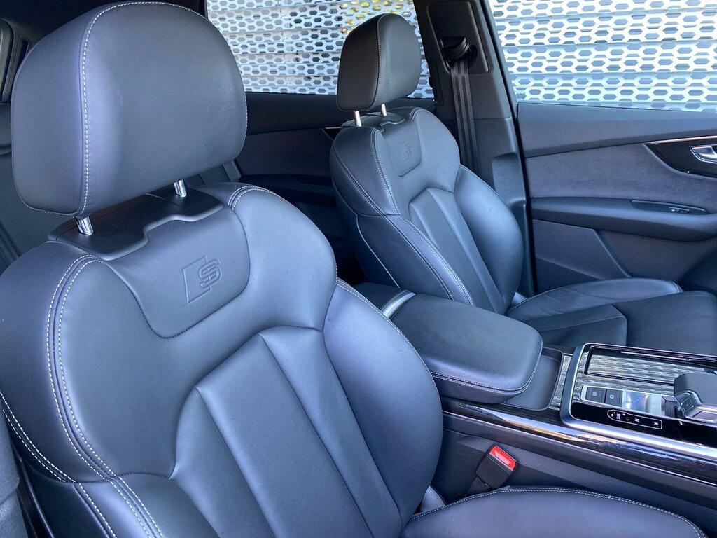 Audi Q7 Black Edition 55 Tfsi Quattro 340 Ps Tiptronic Black #4