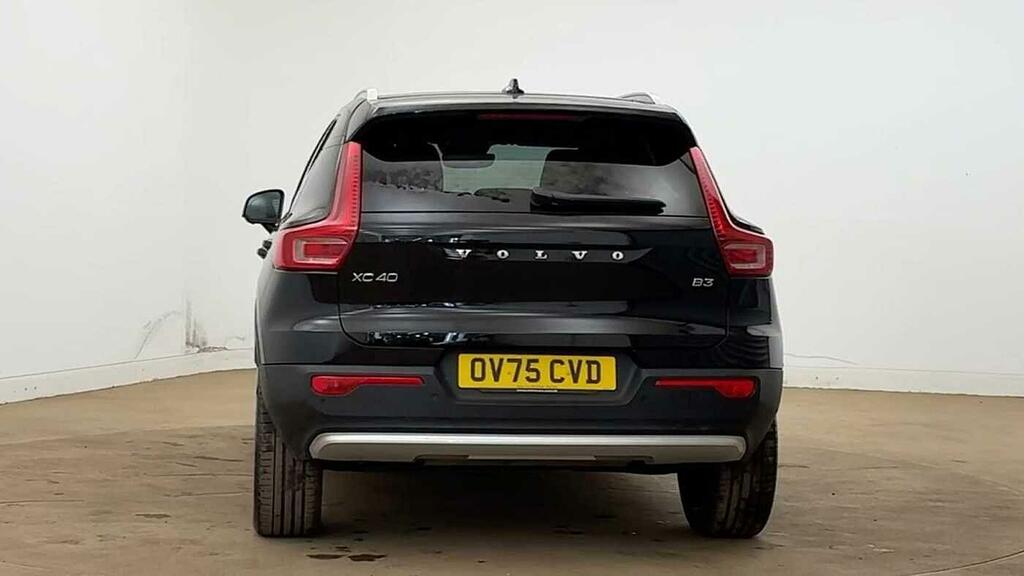 Volvo XC40 B3 Ultra Bright Mhev Blond Leather Employees Car OV75CVD Black #4