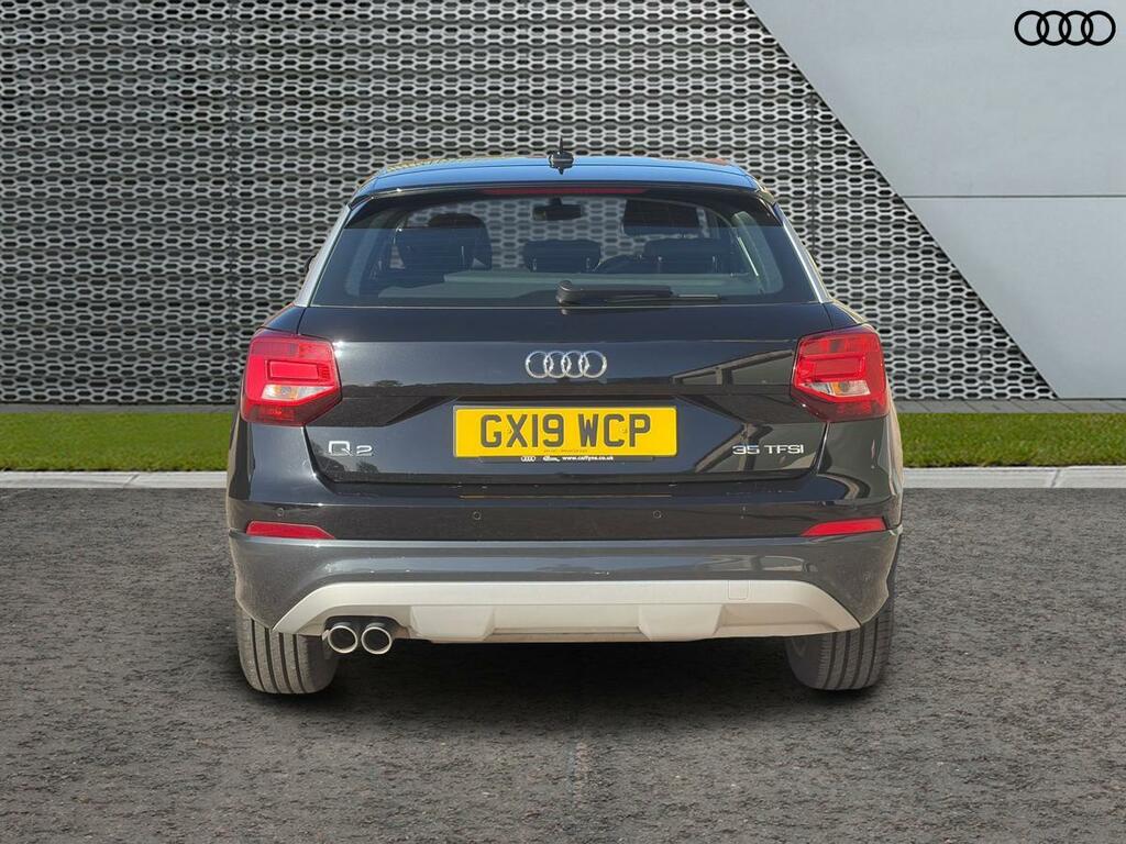 Audi Q2 Sport 35 Tfsi 150 Ps 6-Speed  Black #4