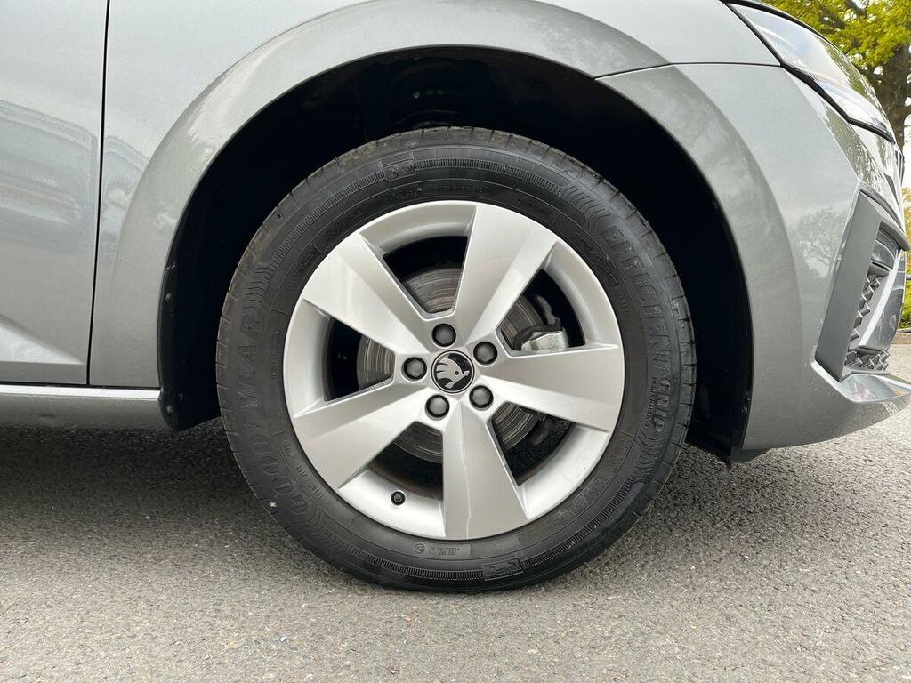 Skoda Scala 1.0 Tsi 116 Se Edition Dsg GL25FHF Grey #6