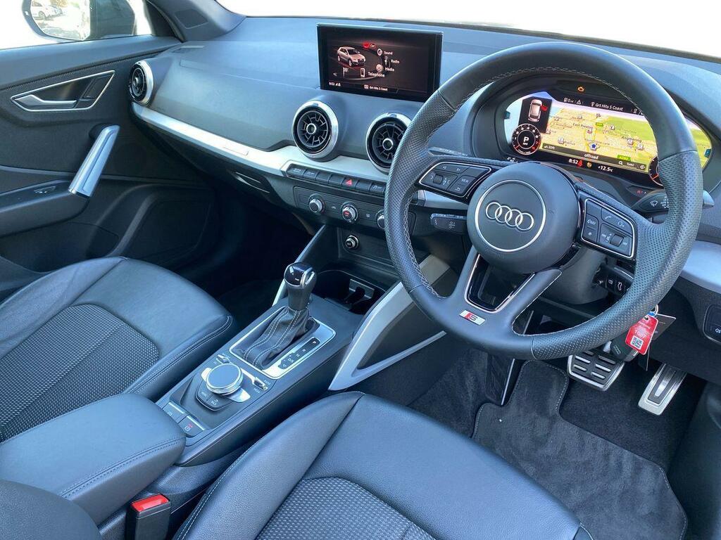 Audi Q2 S Line 35 Tfsi 150 Ps S Tronic YY23FEF Grey #4