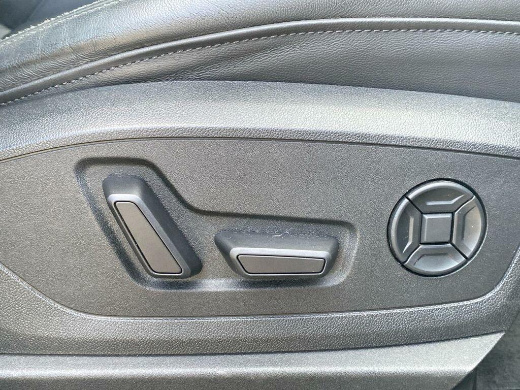 Audi E-tron Technik 50 Quattro 23000 Kw YB71BUE Silver #4