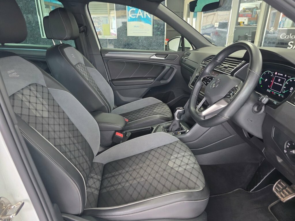 Volkswagen Tiguan 2L R-line SA73FKO White #5