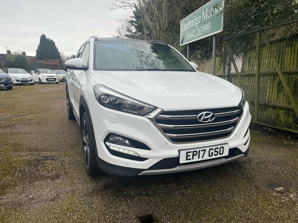 Hyundai Tucson Suv 1.7 Crdi Blue Drive Premium Se 201717 White #2