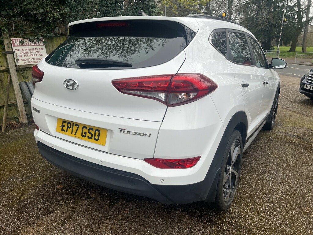 Hyundai Tucson Suv 1.7 Crdi Blue Drive Premium Se 201717 White #6