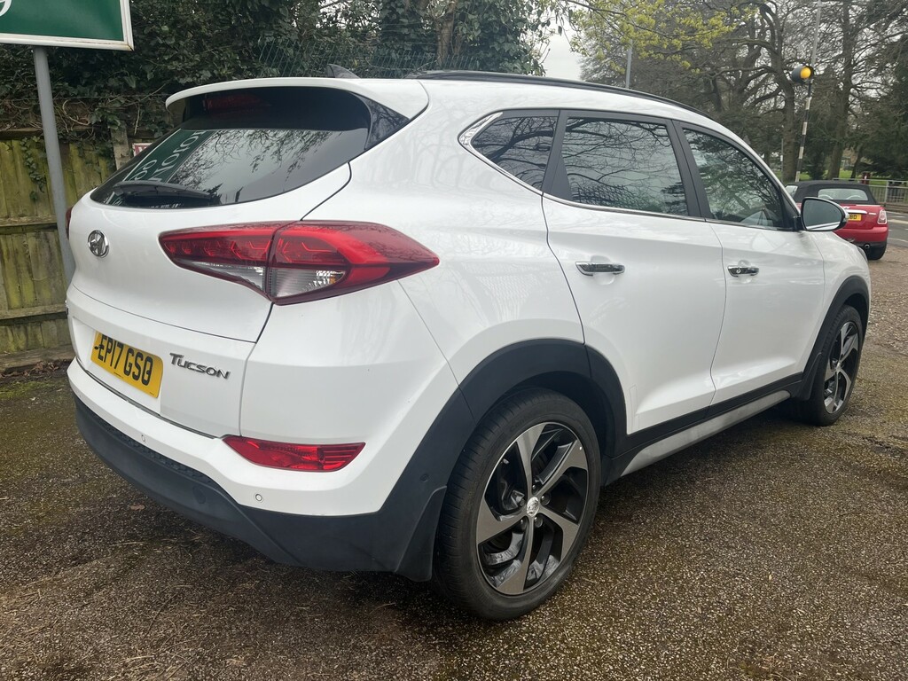 Hyundai Tucson Suv 1.7 Crdi Blue Drive Premium Se 201717 White #5