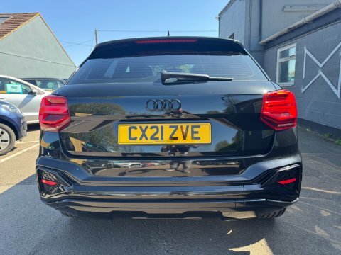 Audi Q2 Tfsi S Line CX21ZVE Black #4