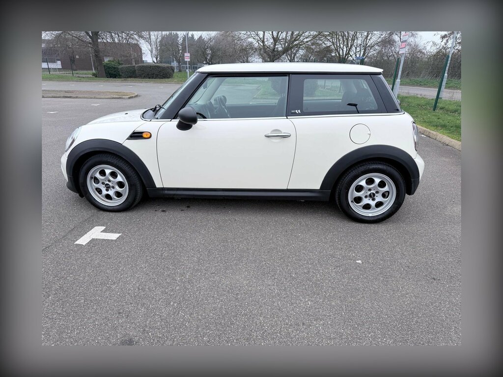 Mini Hatch 1.6 First Euro 5 MA61HFZ White #5