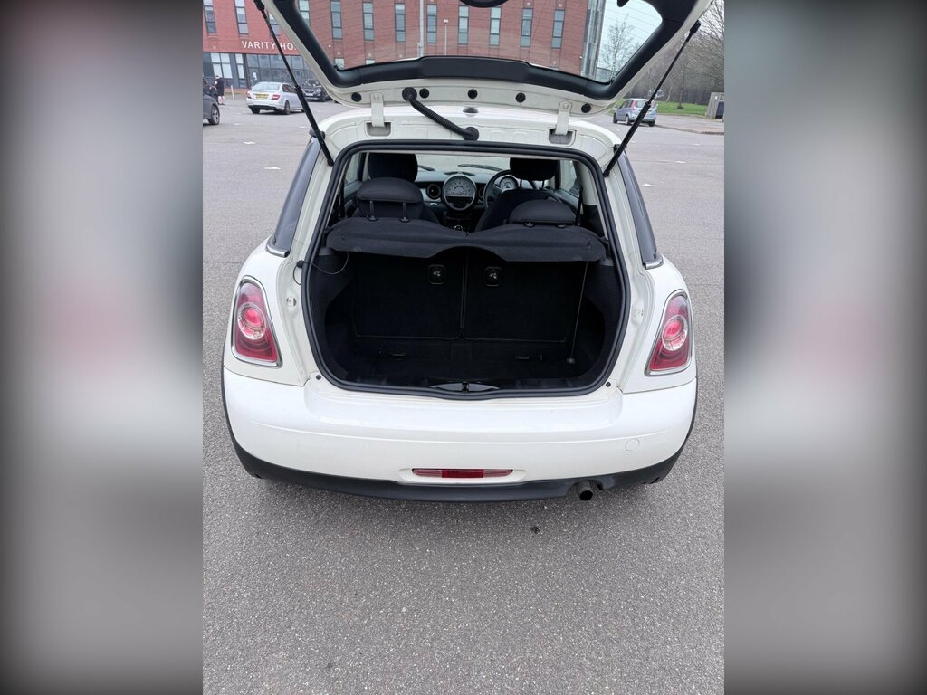 Mini Hatch 1.6 First Euro 5 MA61HFZ White #4