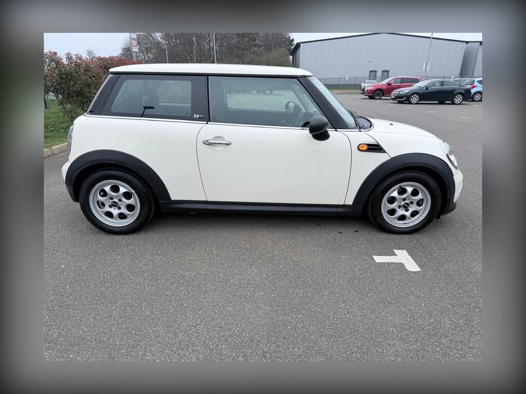 Mini Hatch 1.6 First Euro 5 MA61HFZ White #3