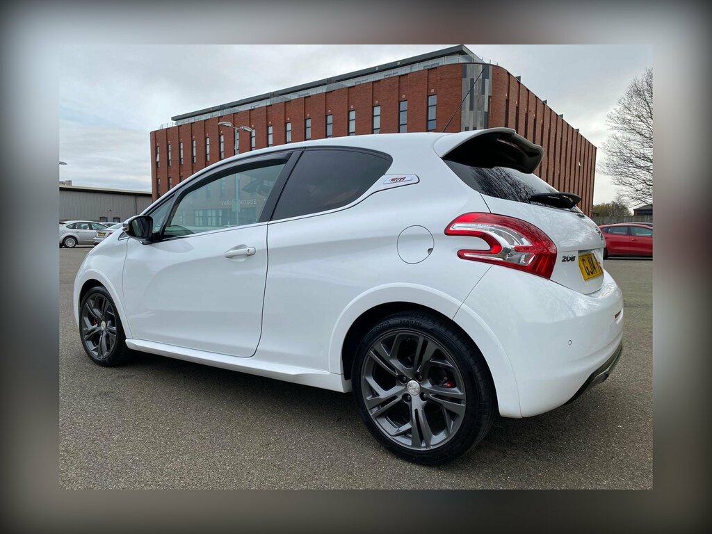 Peugeot 208 1.6 Thp Gti Euro 5 White #5