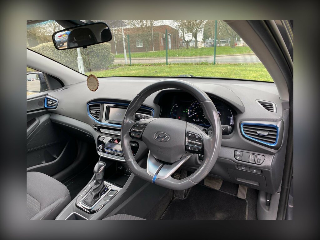 Hyundai Ioniq 1.6 H-gdi Se Dct Euro 6 Ss HN68FNY Grey #3