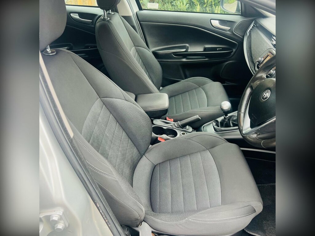 Alfa Romeo Giulietta 2.0 Jtdm-2 Super Euro 6 Ss WP66MFV Grey #3
