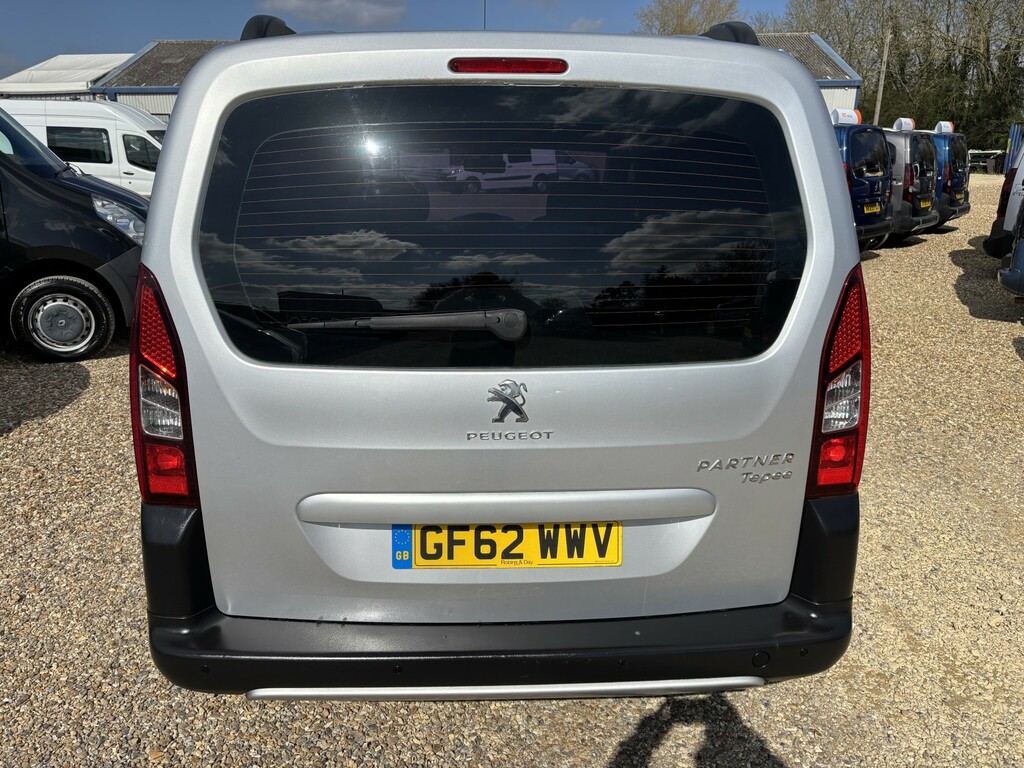 Peugeot Partner Tepee Mpv 1.6 Hdi 8V Tepee Outdoor 201262 Silver #4