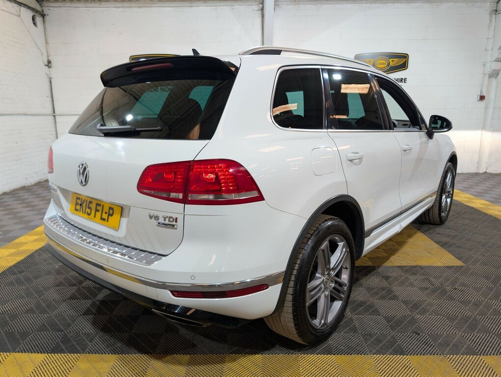 Volkswagen Touareg 3.0 Tdi V6 Bluemotion Tech R-line Tiptronic 4Wd Eu EK15FLP White #3