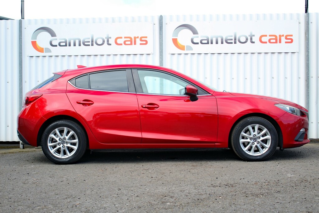 Mazda 3 Hatchback 2.2 Skyactiv-d Se Nav 2015 Red #5