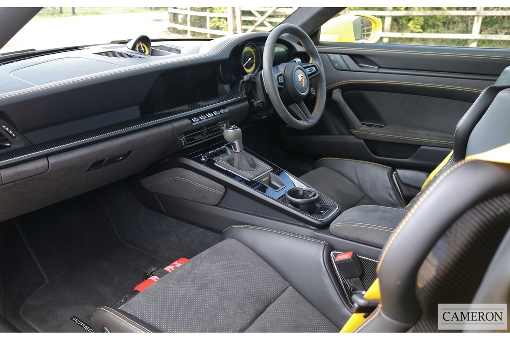 Porsche 911 992 Gt3 Pdk Clubsport Yellow #4