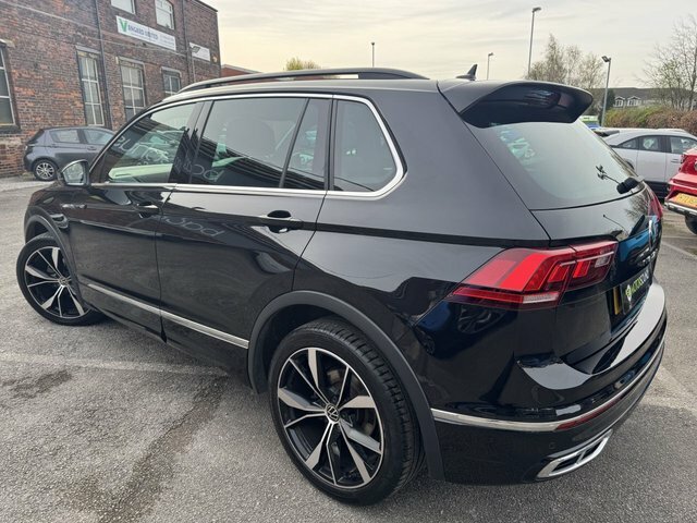 Volkswagen Tiguan 2023 1.5 Tsi R-line Suv Dsg RE23OHW Black #3