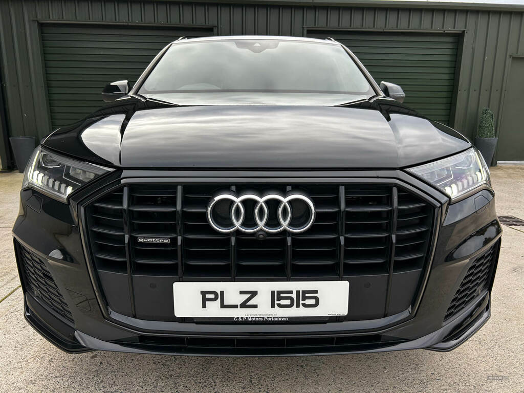 Audi Q7 50 Tdi Quattro Black Edition Tiptronic FG69ZGO Black #3