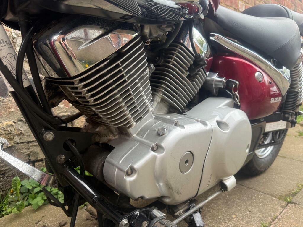 Suzuki  Gsx-r750 L White #5