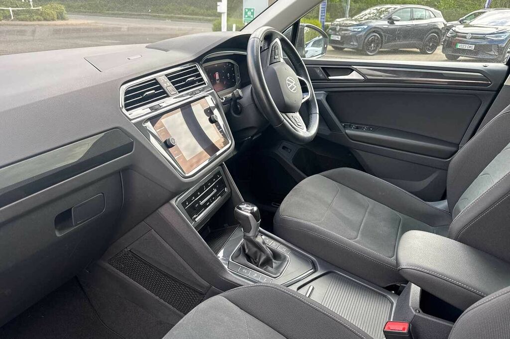 Volkswagen Tiguan 1.5 Tsi 150 Elegance Dsg 26 620 Miles VE71GXA  #2