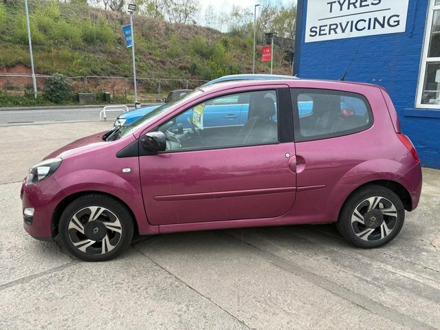 Renault Twingo 1.2 16V Dynamique Hatchback Euro Red #4