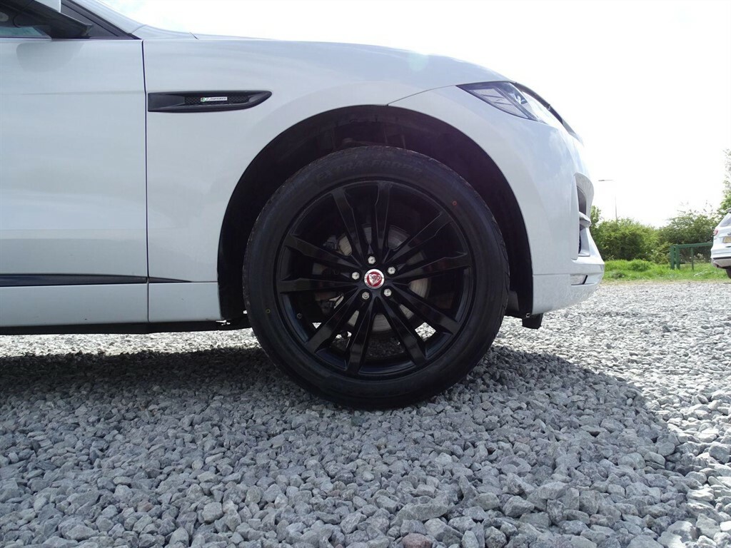 Jaguar F-Pace 2.0 D180 R-sport Awd Euro 6 Ss LF17JRV White #5