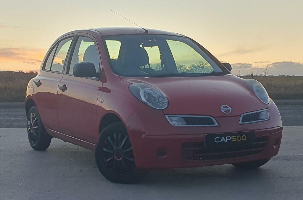 Nissan Micra 1.2 16V Visia Red