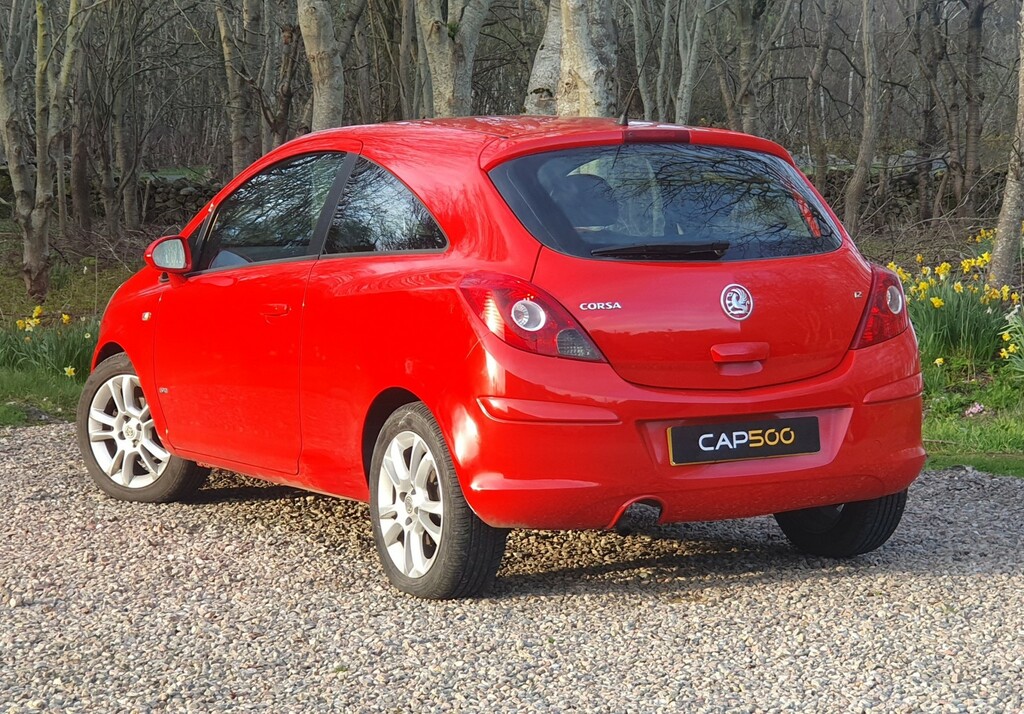 Vauxhall Corsa 1.2 I 16V Sxi VLZ8532 Red #5