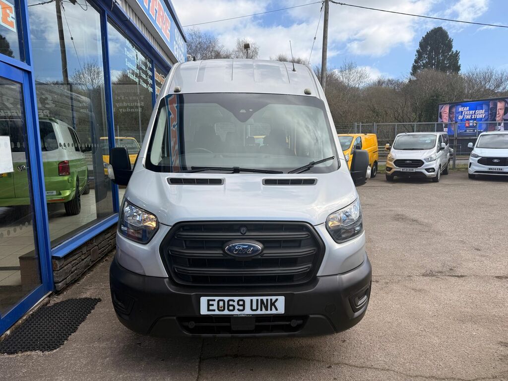Ford Transit Custom 2.0 460 Ecoblue Trend 17 Seater Minibus EO69UNK Silver #2