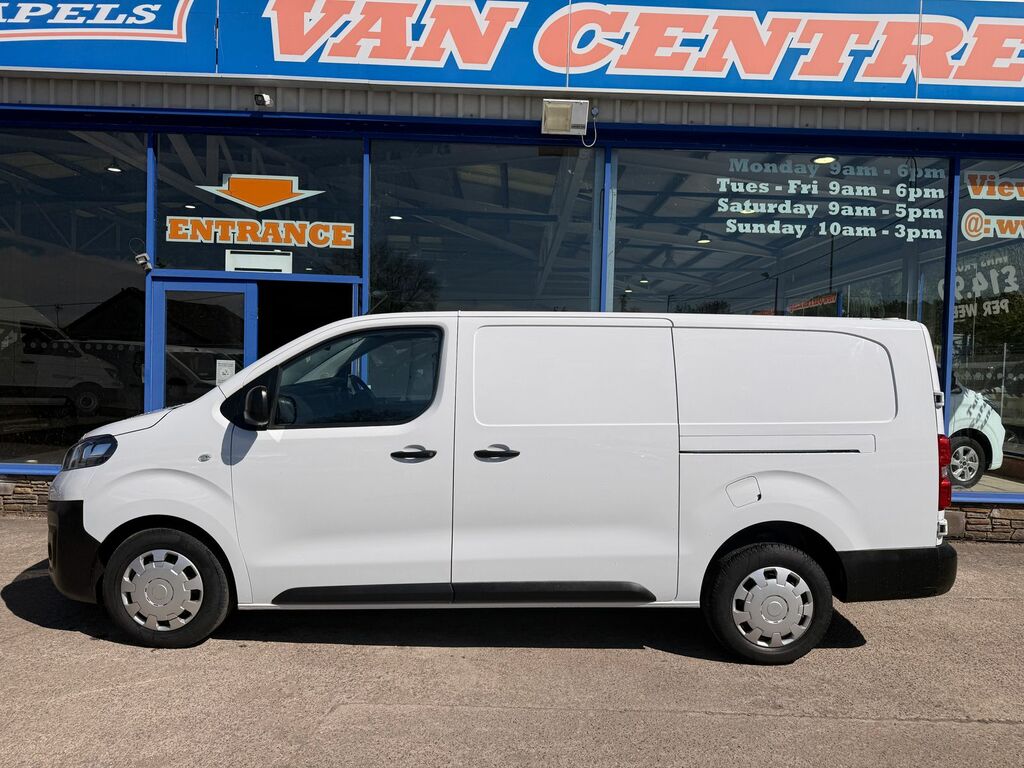 Vauxhall Vivaro 1.5 Turbo D 2900 Prime Panel Van 6Dr AJ73DVM White #3