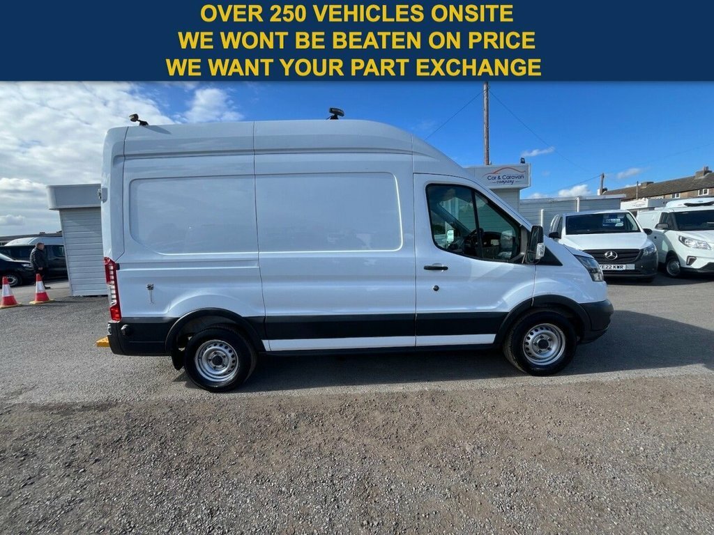 Ford Transit Custom Mpv LA19CAU White