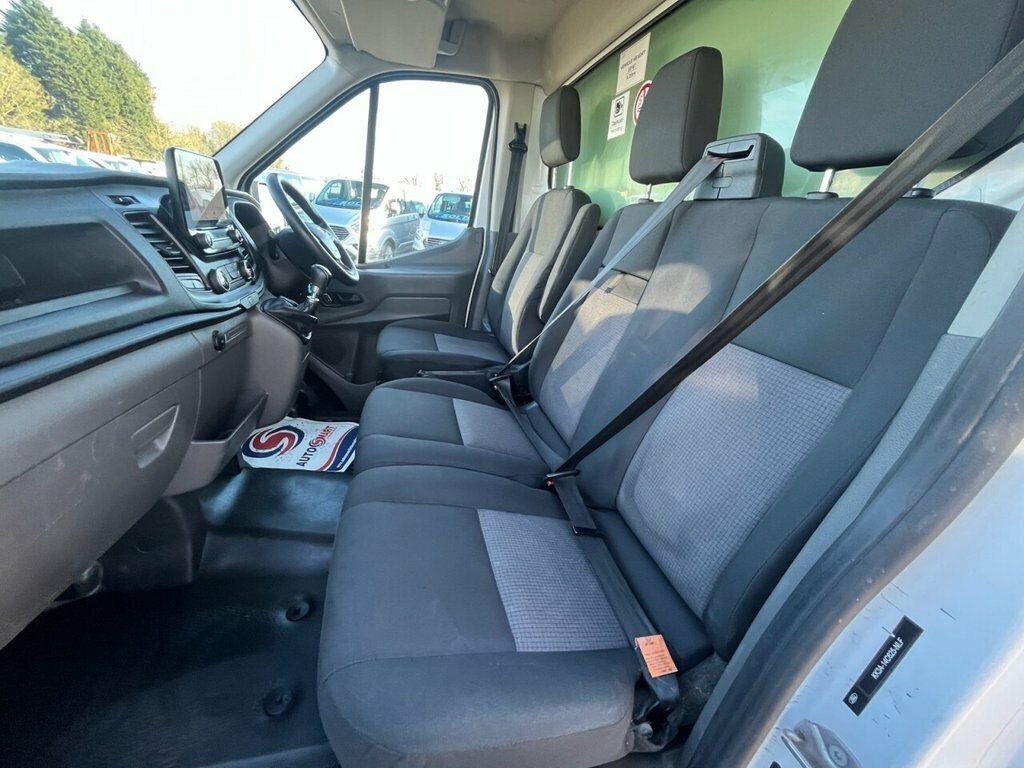 Ford Transit Custom 2L Leader YR22XXT White #2
