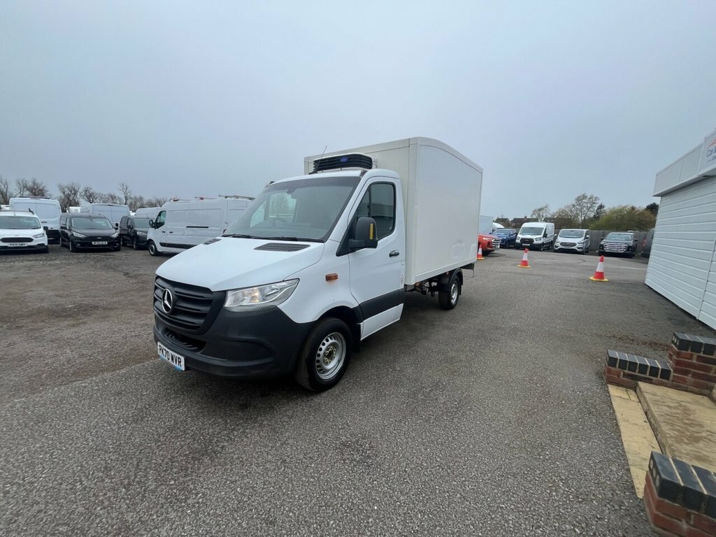 Mercedes-Benz Sprinter 2L Progressive PK70WVR White #3