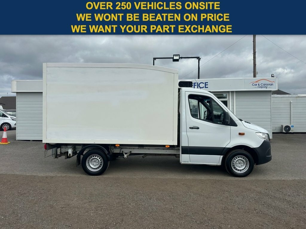 Mercedes-Benz Sprinter 2L Progressive White #3
