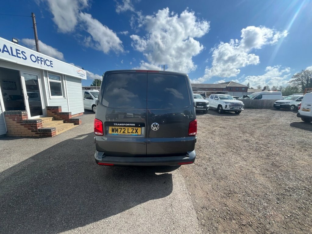 Volkswagen Transporter 2L Highline Grey
