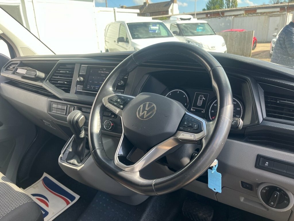 Volkswagen Transporter 2L Highline WM72LZX Grey #4