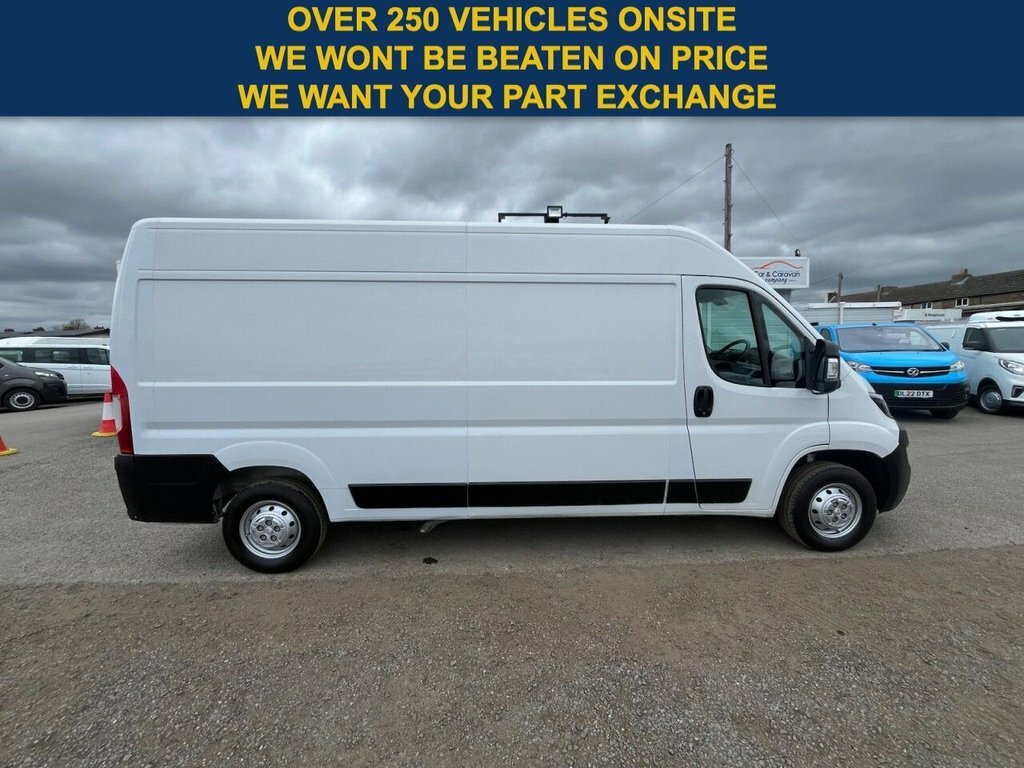 Peugeot Boxer 2L Professional MM72SVV White #2