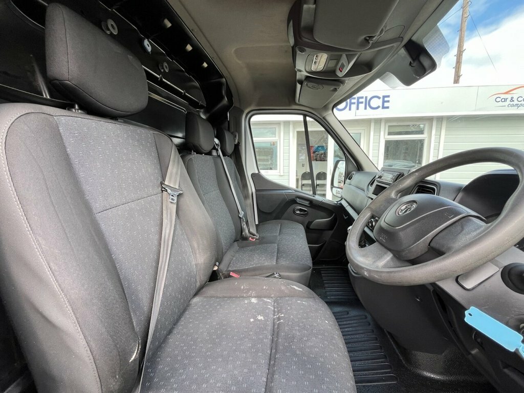 Vauxhall Movano 2.3L Edition DN71FMD White #6