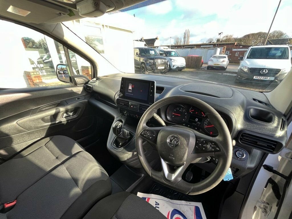 Vauxhall Combo 1.5L Pro DN23NKE White #6