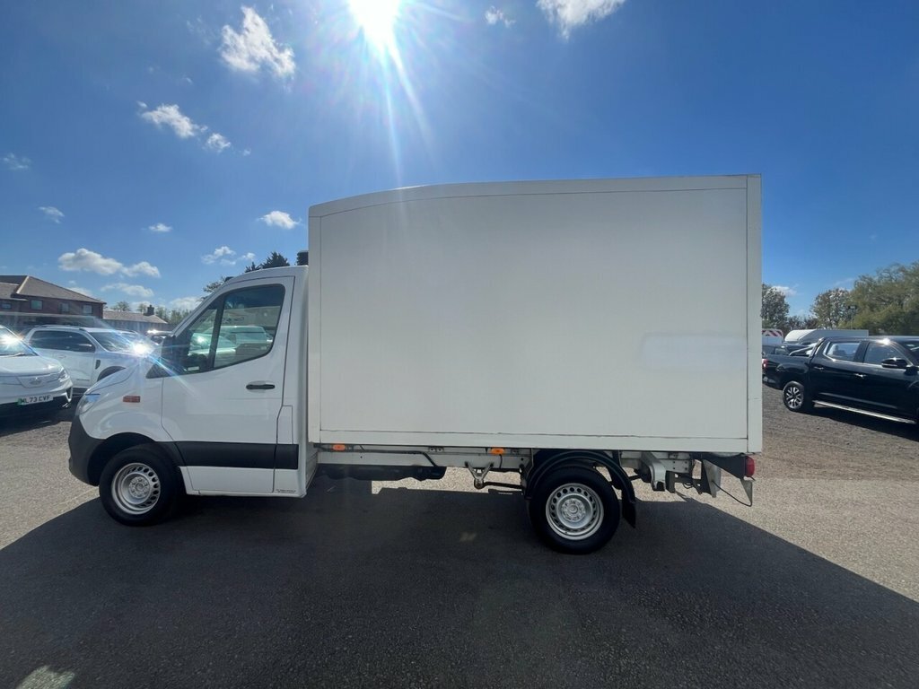 Mercedes-Benz Sprinter 2L Progressive White #2