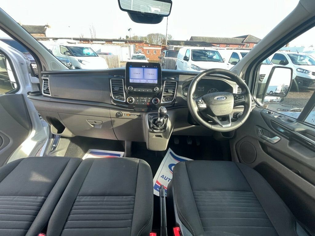 Ford Transit Custom 2L Limited BK22EGV Silver #6